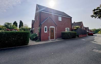 3 bedroom end of terrace home