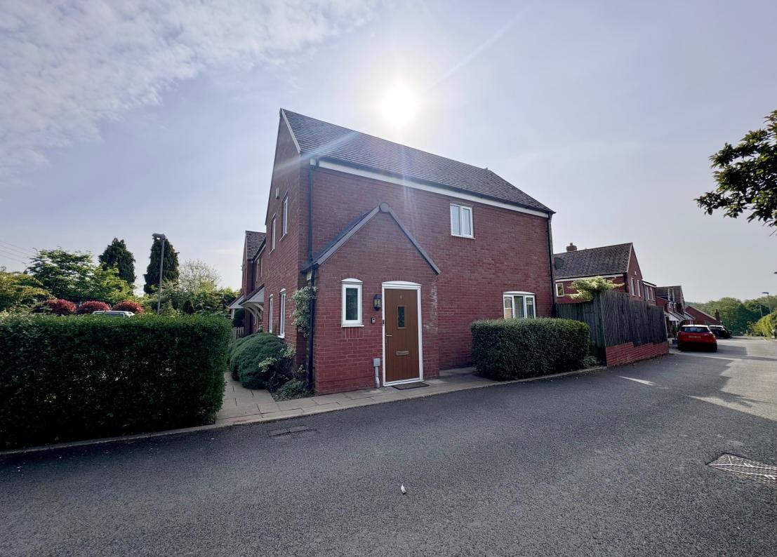 3 bedroom end of terrace home